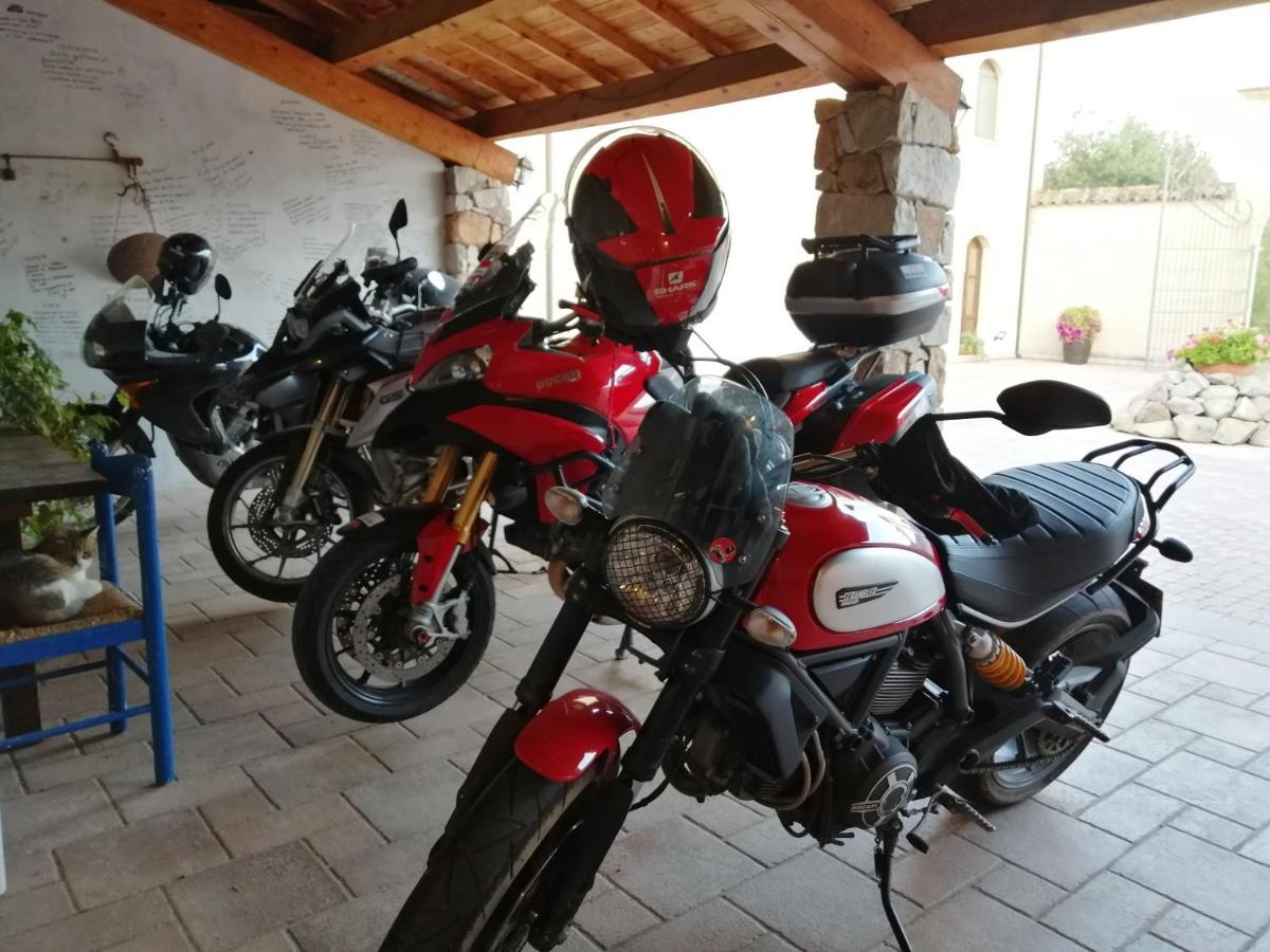 Nuraximannu Alojamento de Turismo Rural *